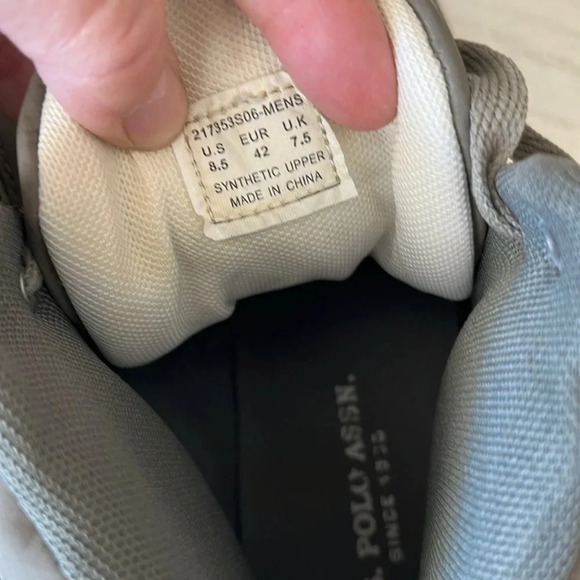 U.S. Polo Assn. Gray Hightops Size 8.5 - Picture 6 of 7